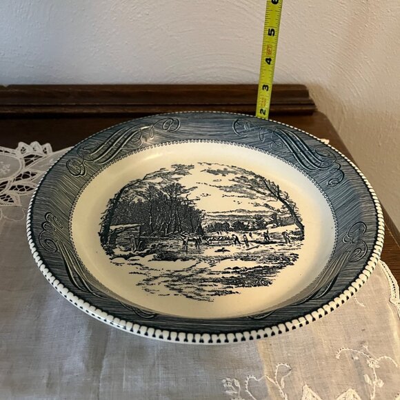 Vintage Blue Currier and Ives Pie Plate - Picture 4 of 5